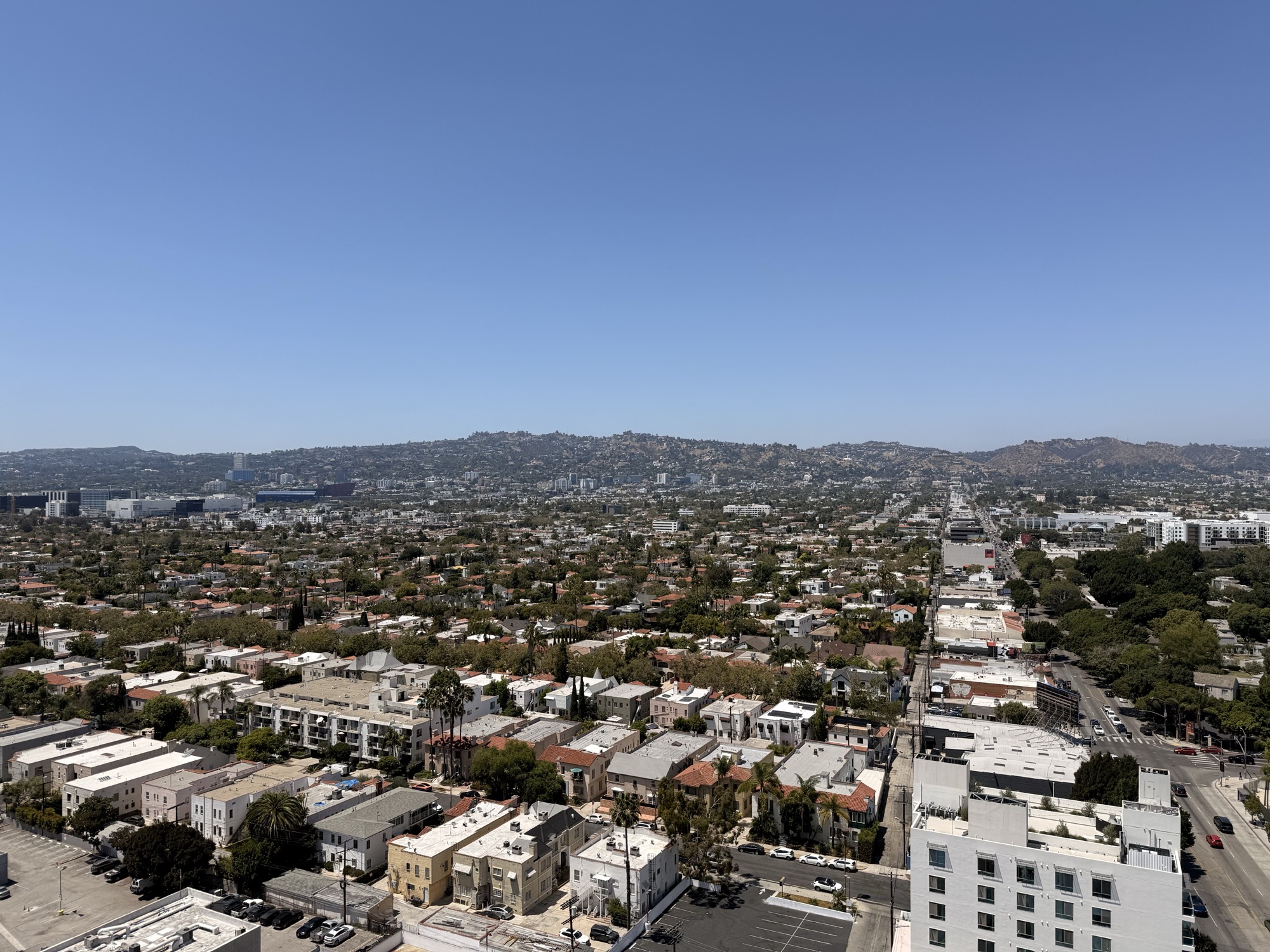 The eastern skyline and hills from Sky Deck LA
